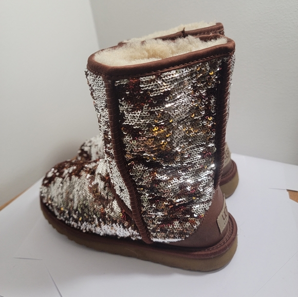 Ugg Women's Classic Short Chunky Sequin Booties - Picture 6 of 6
